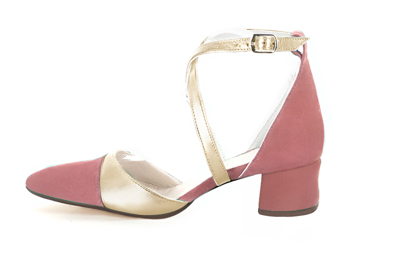 Dusty rose pink and gold women's open side shoes, with crossed straps. Tapered toe. Low flare heels. Profile view - Florence KOOIJMAN